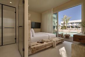 Aya Resort