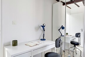 Chic 1BR Steps from Montorgueil