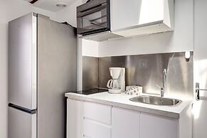 Chic 1BR Steps from Montorgueil