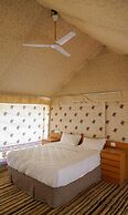 Joy Villa & Resort