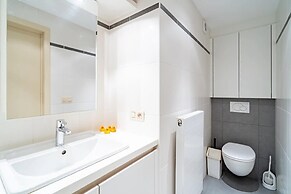 Modern Apartment in Coastal Location