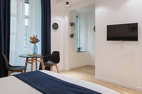 Trieste Chic Studio Historic Elegance