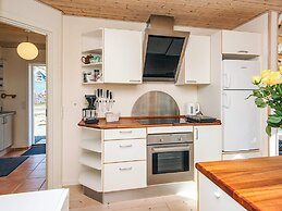 4 Star Holiday Home in