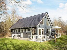 4 Star Holiday Home in