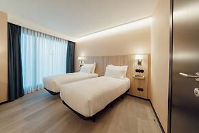 ABC HOTEL PORTO - CAMPANHÃ