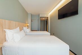 ABC HOTEL PORTO - CAMPANHÃ