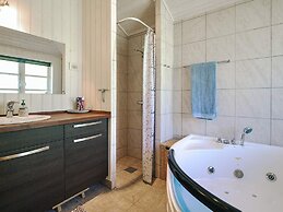 4 Star Holiday Home in