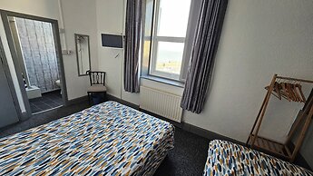 6 Cocker Square