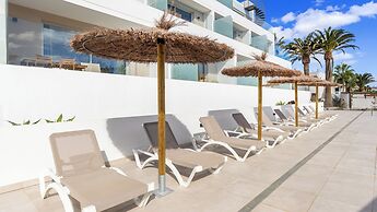 Calm Beach Apartments