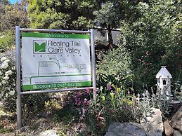 Riesling Trail and Clare Valley Cottages