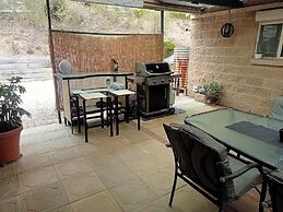 Riesling Trail and Clare Valley Cottages