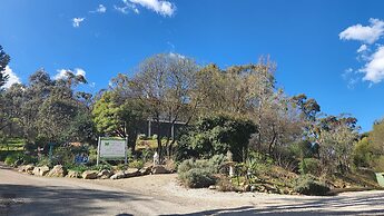 Riesling Trail and Clare Valley Cottages