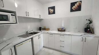 Riesling Trail and Clare Valley Cottages
