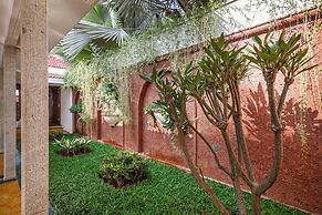 Ananta Vilas by Stayjade