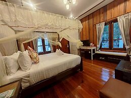 Kenikar Raintree Residence Hotel