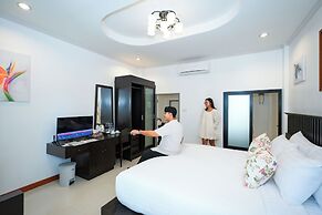 Kenikar Raintree Residence Hotel