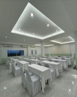 Kenikar Raintree Residence Hotel