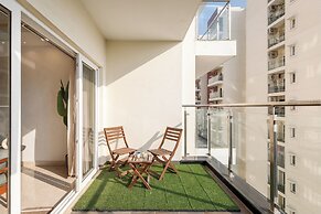 The Ivy Apartment by Red Olive