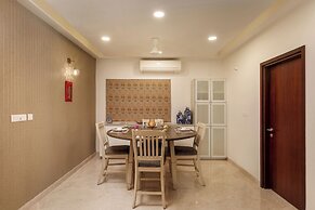 The Ivy Apartment by Red Olive