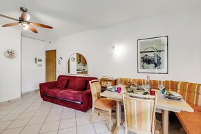Max House