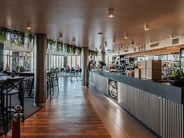 The Top Deck Retreat Ballina
