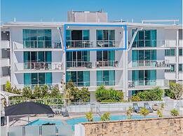 The Top Deck Retreat Ballina