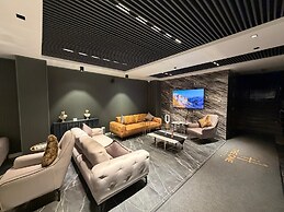 THE ONE HOTEL