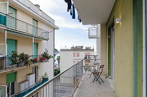 Spacious flat with Balcony