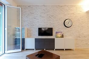 Spacious flat with Balcony