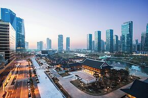Gyeongwonjae By Walkerhill
