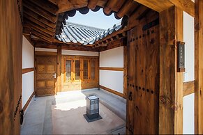 Gyeongwonjae By Walkerhill