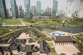Gyeongwonjae By Walkerhill