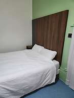 HOTEL CHATEAUBRIAND