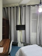 HOTEL CHATEAUBRIAND