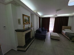 Evim Palace