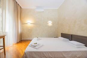 Spacious flat with Balcony