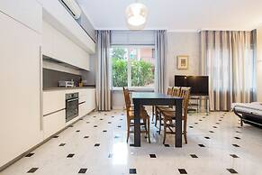 Spacious flat with Balcony
