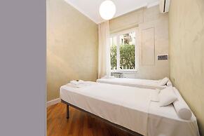 Spacious flat with Balcony