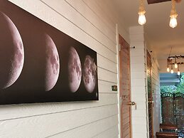 House of moon phase
