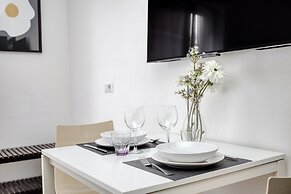 Elegant Studios near Station
