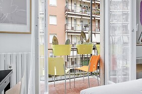 Elegant Studios near Station