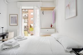 Elegant Studios near Station