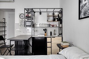 Elegant Studios near Station