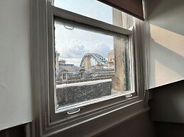 2 Bedroom Queen Street