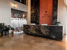 Hotel The Qubice Kolhapur