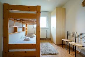 Spacious Apartment With Sea Views