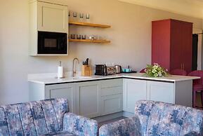Poets 24 Apartments