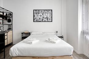 Stylish Studios near Subway
