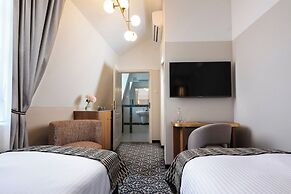 Palladian Hotel
