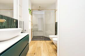 Chic apartments in Piazza Dante